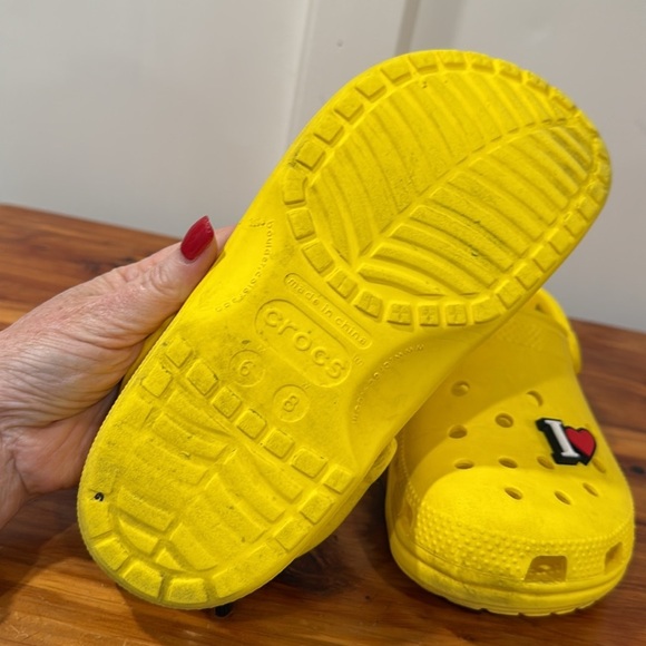 Crocs Classic Bright Yellow Clogs I Love Tacos Jibbitz - Picture 6 of 9